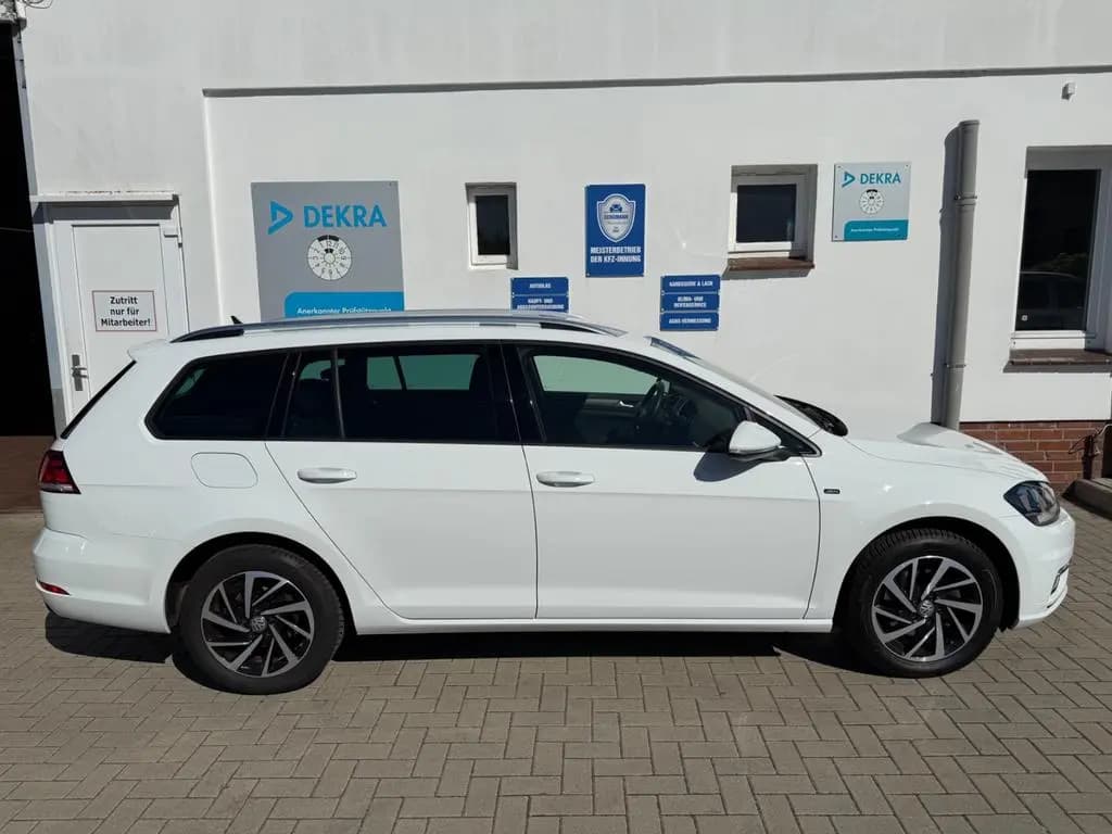 Main__Slider__Photo:Volkswagen Golf VII Variant 1.0 Join*2HD*SITZH*PDC* 07/2018-0