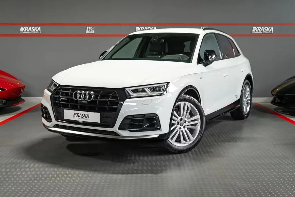 Main__Slider__Photo:Audi Q5 40 TDI quattro sport S-line competition STHZ 01/2020-0