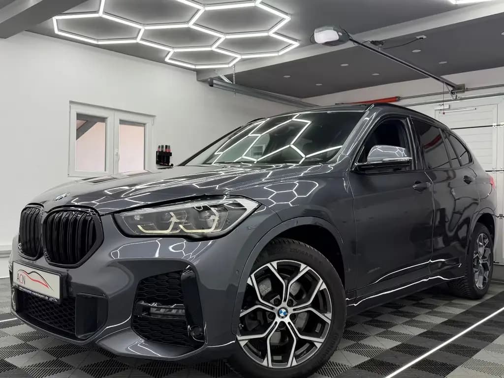 Main__Slider__Photo:BMW X1 sDrive 20 d M SPORT/KAM/LED/PANO/ACC 01/2021-0