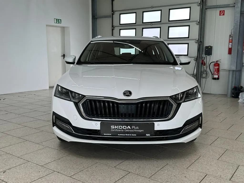 Main__Slider__Photo:Skoda Octavia Combi 1.5 TSI ACT Style PDC SHZ ACC LED 07/2023-0