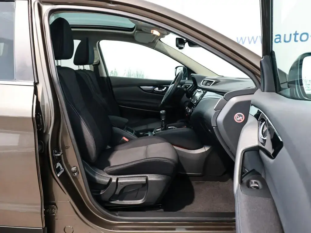 Main__Slider__Photo:Nissan Qashqai N-Connecta 1.2l DIG-T +GJR+KAMERA+NAVI 03/2017-1