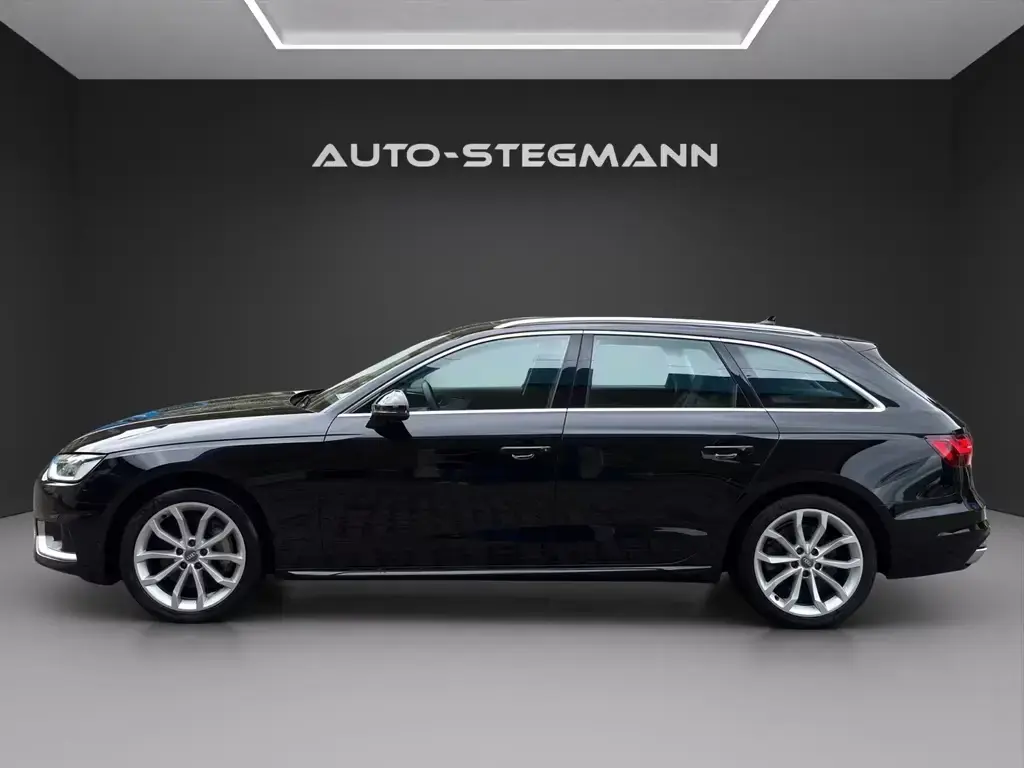 Main__Slider__Photo:Audi A4 45 TFSI S tronic quattro advanced Avant 12/2019-1