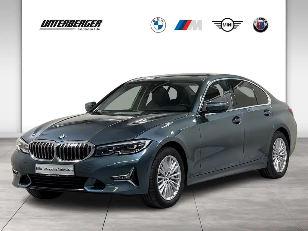 Main__Slider__Photo:BMW 330 d xDrive Limousine Luxury Line GSD RFK HUD 01/2021-0