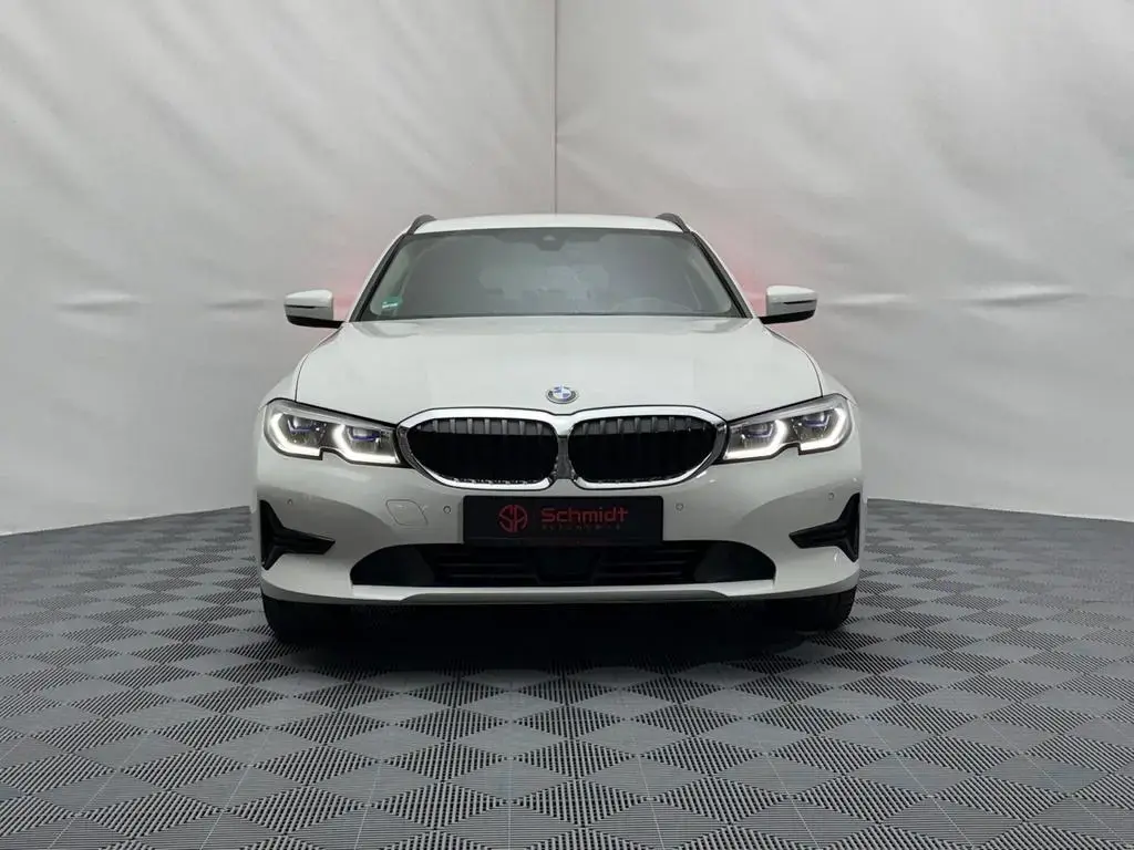 Main__Slider__Photo:BMW 3 320 d Advantage ACC AHK HEAD UP NAVI CarPlay 08/2020-1
