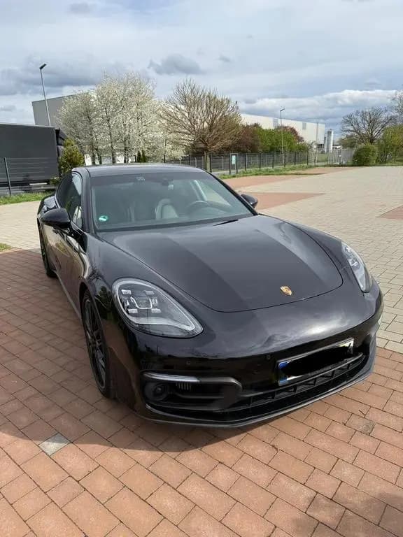 Main__Slider__Photo:Porsche Panamera 11/2021-0