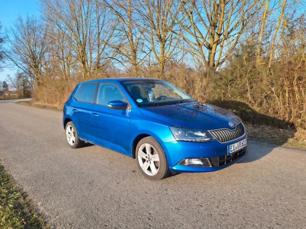 Main__Slider__Photo:Skoda 1.0l TSI Standheizung, Shz, Rückahrkammera 04/2018-0