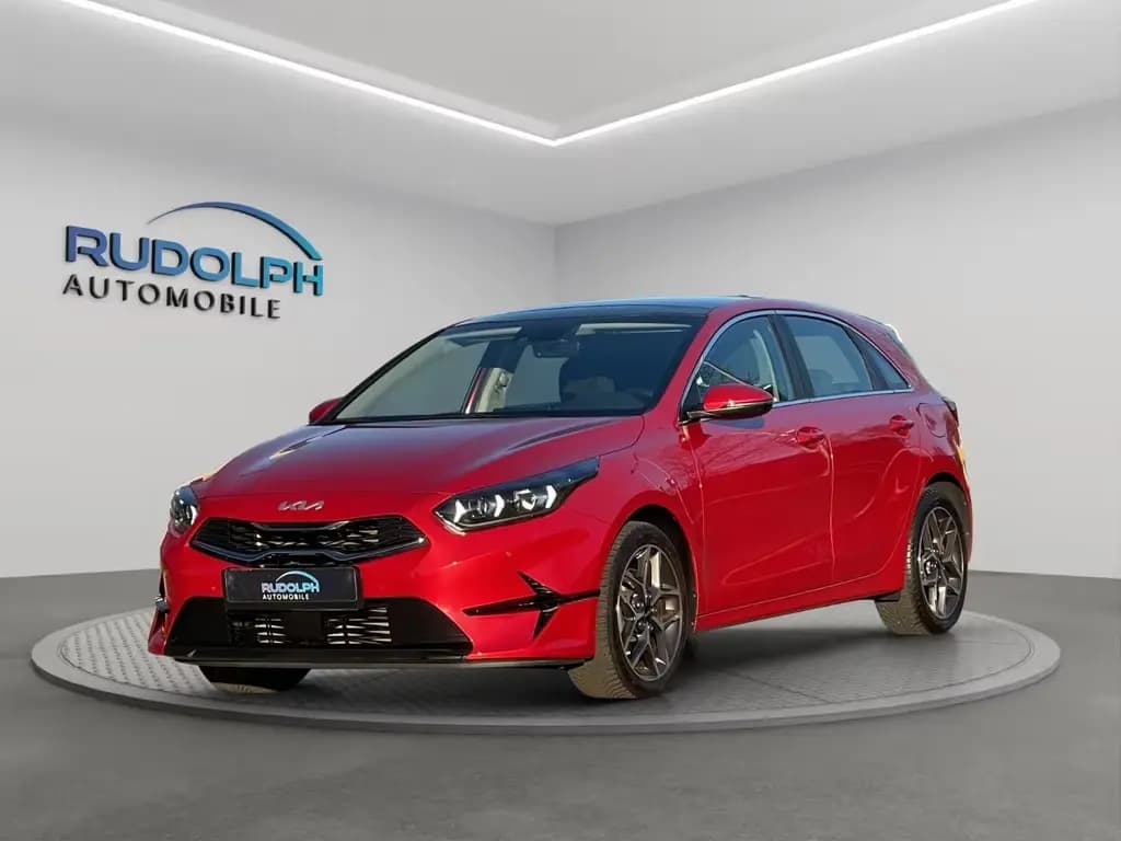 Main__Slider__Photo:Kia cee'd / Ceed Ceed 1,5 AUTOMATIK PANO SPUR ABSTAN KIA-GARANTIE 11/2022-0