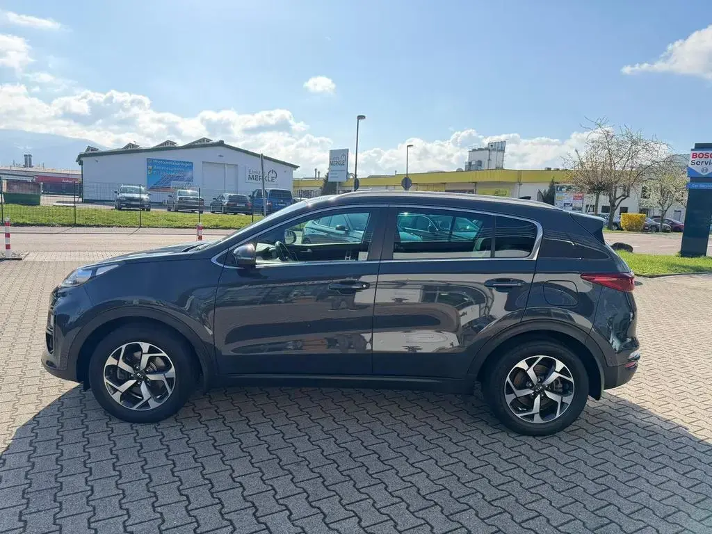 Main__Slider__Photo:Kia Sportage 1.6 TGDI *LED*Kamera*Pano*AHK 11/2019-1