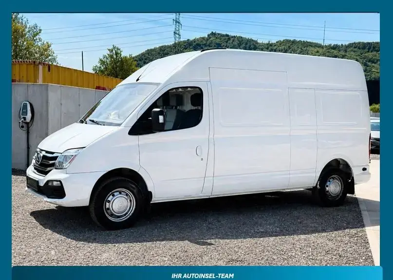 Main__Slider__Photo:Maxus eDeliver 9 Netto:€5.750,- 04/2022-1