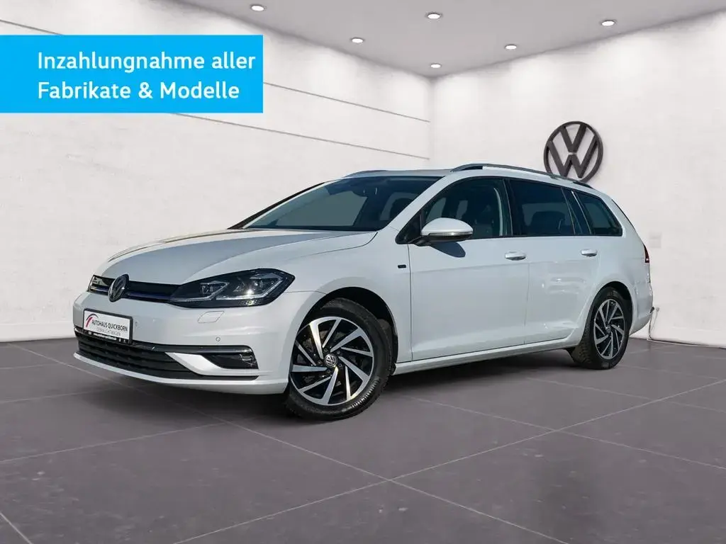 Main__Slider__Photo:Volkswagen Golf VII Variant Join 1.5 TSI DSG PANO APP NAVI 04/2019-1