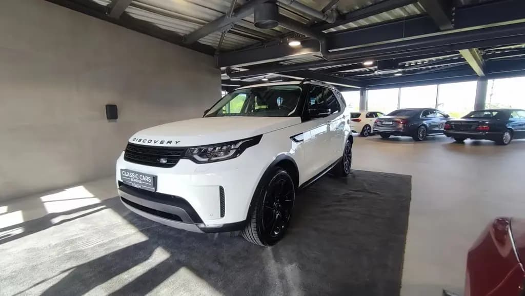 Main__Slider__Photo:Land Rover Discovery 5 HSE TD6 1. Besitz, STHZ , AHK , ACC, 09/2017-0