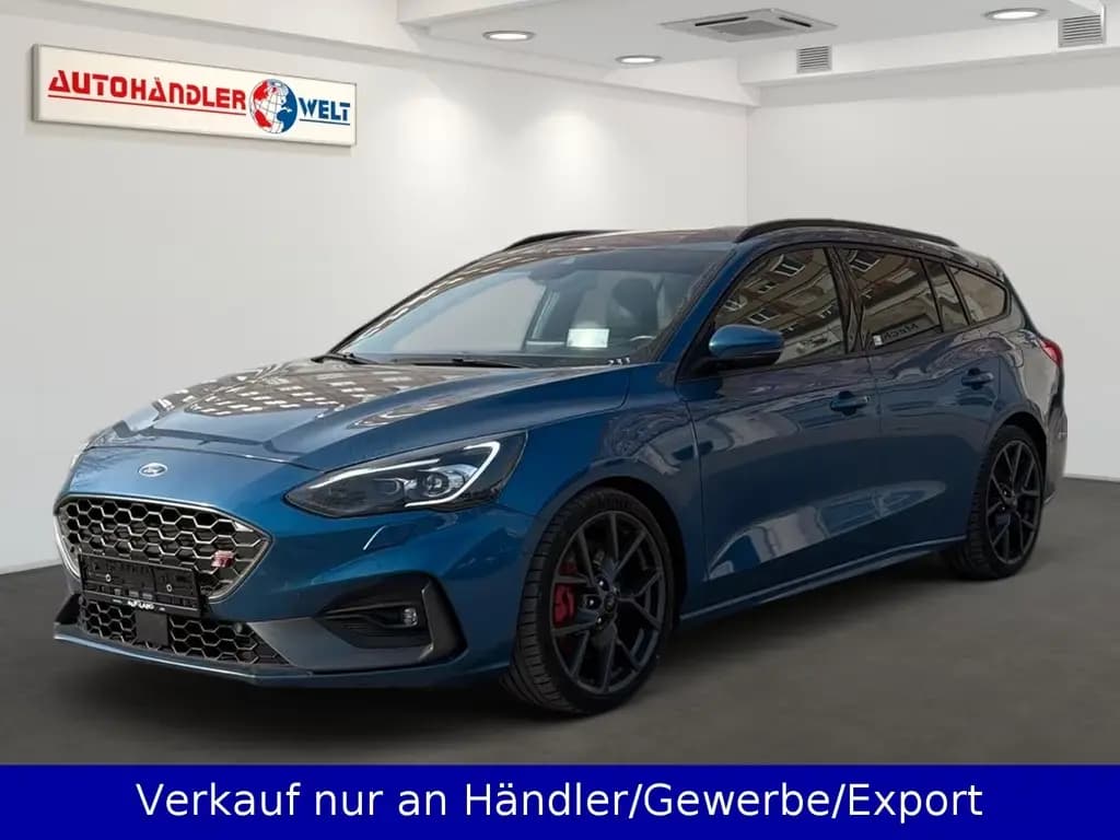Main__Slider__Photo:Ford Focus Kombi 2.3 EB ST LED Leder SHZ Navi PDC 07/2019-0
