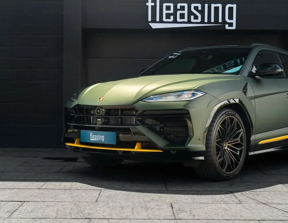 Main__Slider__Photo:Lamborghini Urus SE*VERDE ERMES MATT 03/2025-1
