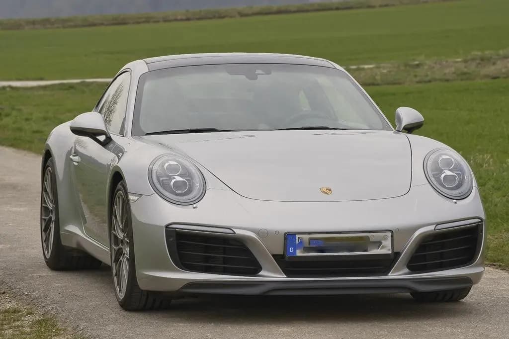 Main__Slider__Photo:Porsche 911 991.2 GTS 3.0 gepflegtes Liebhaberauto 04/2016-0