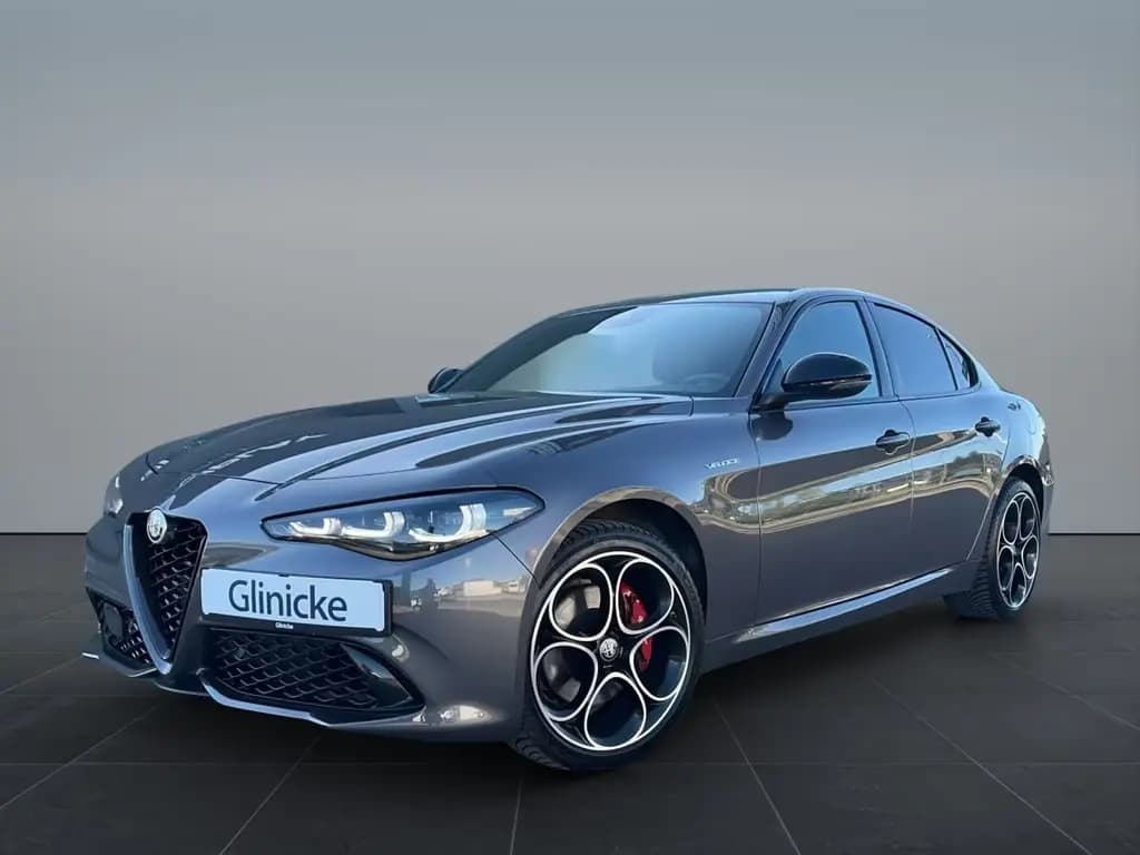 Main__Slider__Photo:Alfa Romeo Giulia 2.0 Turbo 16V Veloce Q4 Navi KomfortPack 04/2024-0