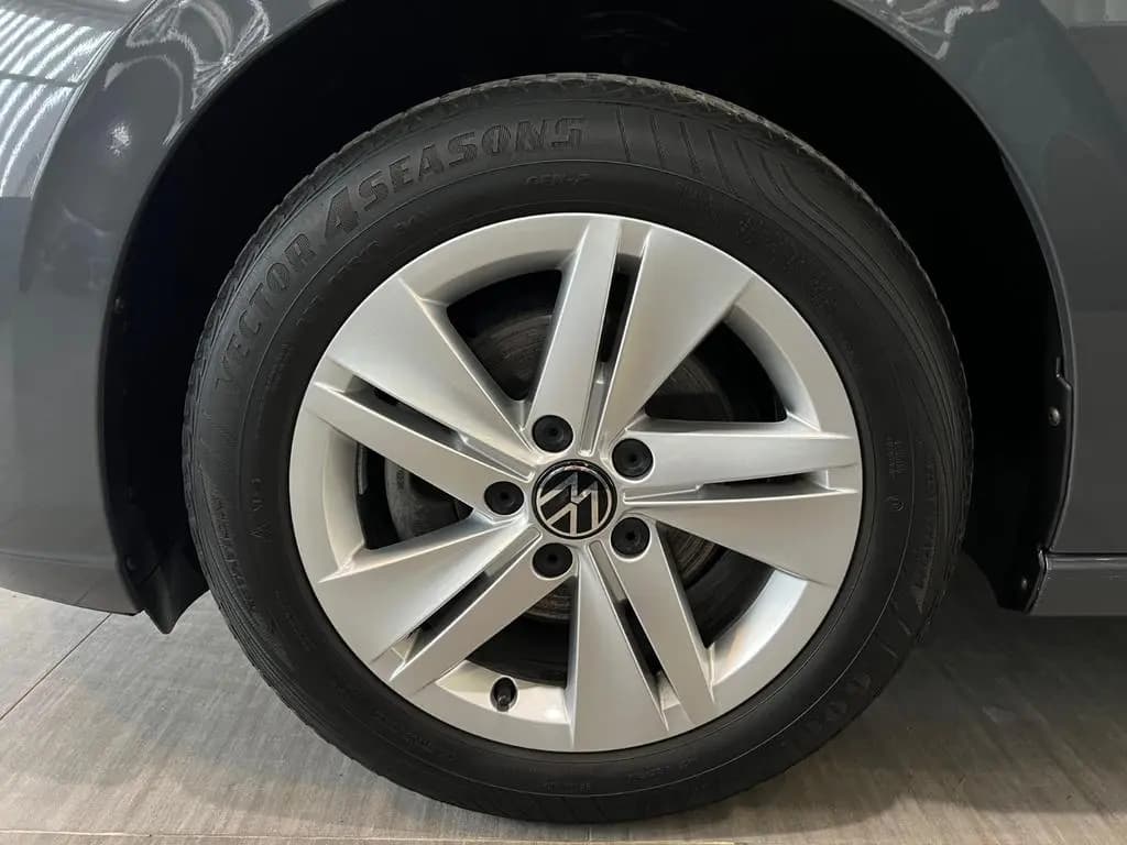 Main__Slider__Photo:Volkswagen Golf VIII LIM.2.0TDI*NAV*LED*DIGI*ACC*STHZ*DAB*1 03/2020-0