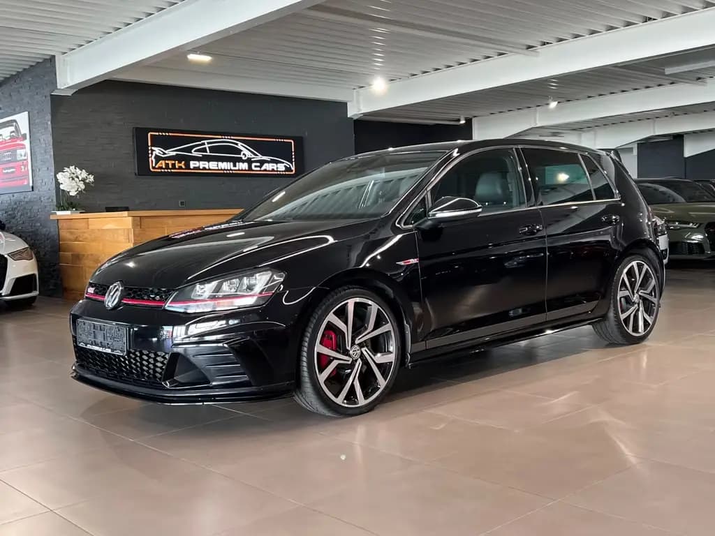 Main__Slider__Photo:Volkswagen Golf 2.0TSI DSG BMT GTI Clubsport NAVI LEDER 05/2016-0