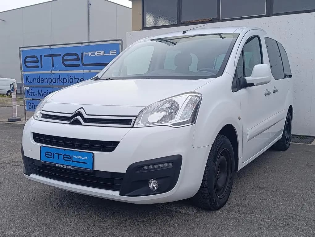 Main__Slider__Photo:Citroën Berlingo Kombi Selection Klima PDC Tempomat 03/2016-0