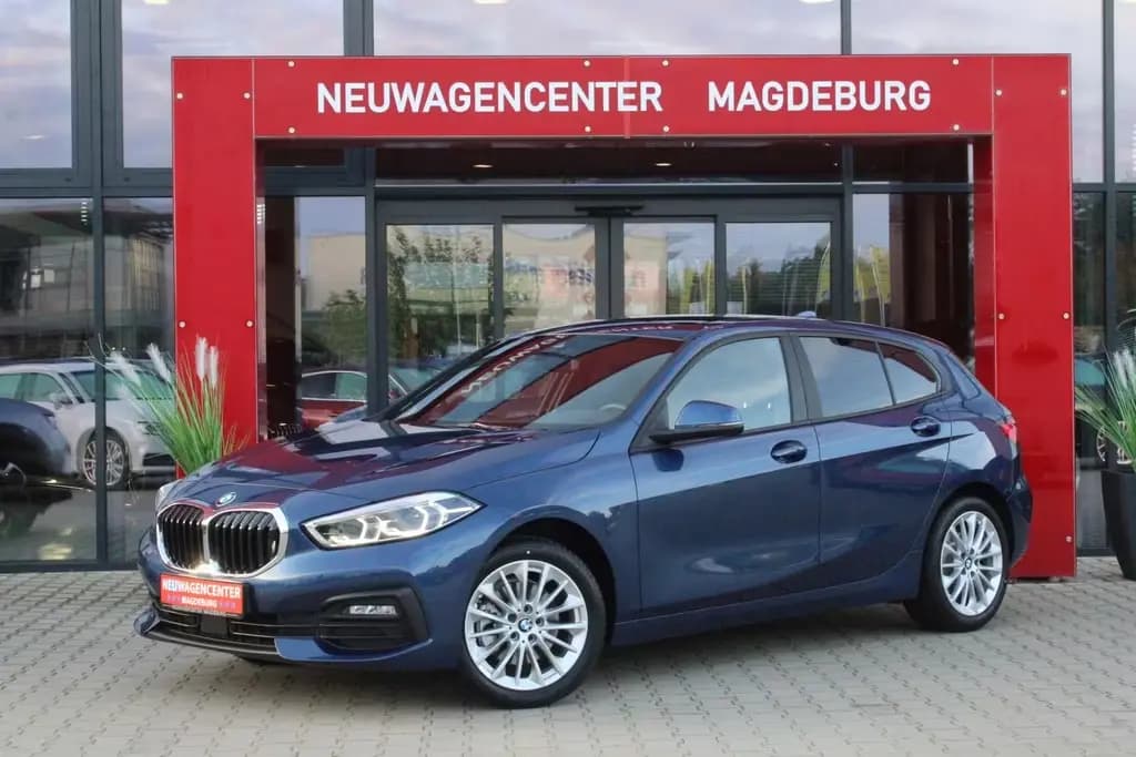 Main__Slider__Photo:BMW 118 i *LIVE COCKPIT*LED*NAVI*PANORAMADACH*SHZ* 04/2021-0