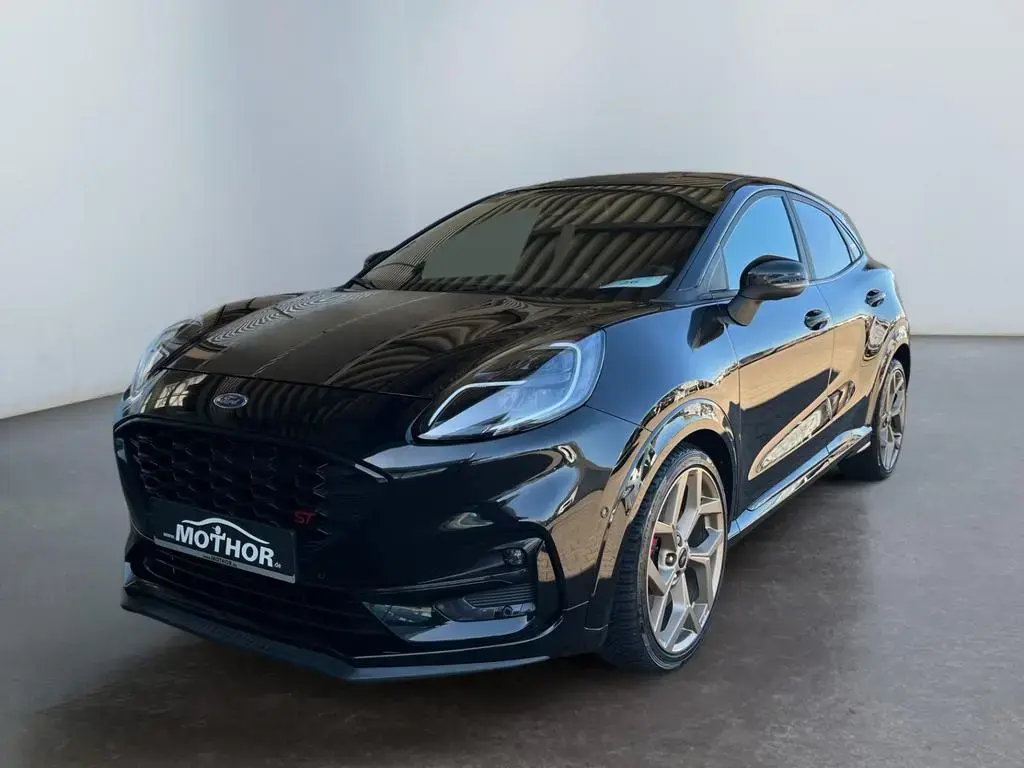 Main__Slider__Photo:Ford Puma ST X 1.5 EcoBoost Gold Edition B&O Sound 03/2022-1