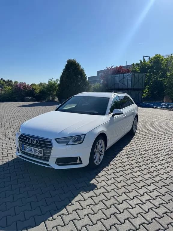 Main__Slider__Photo:Audi A4 45 TFSI S tronic Avant / Bremse und TÜV neu ! 04/2019-0