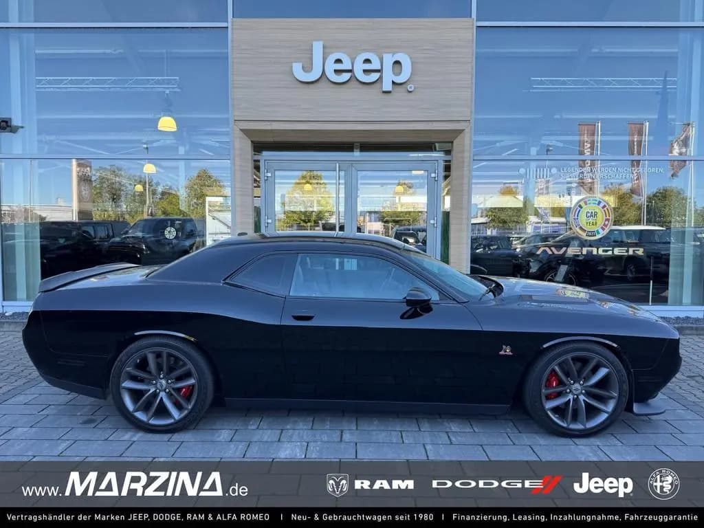 Main__Slider__Photo:Dodge Challenger R/T Scat Pack 6.4 SRT  Brembo Alpine 12/2018-0