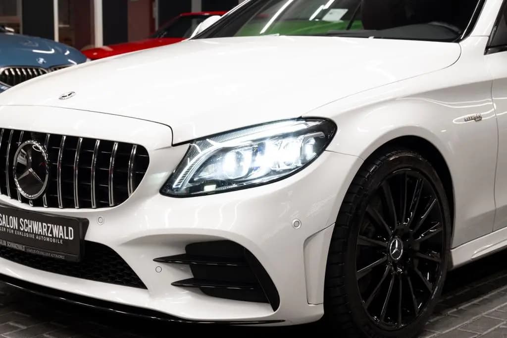 Main__Slider__Photo:Mercedes-Benz C-Class AMG Cabrio 4M|CARBON|MEMORY|ACC|MULTIBEAM 09/2020-0
