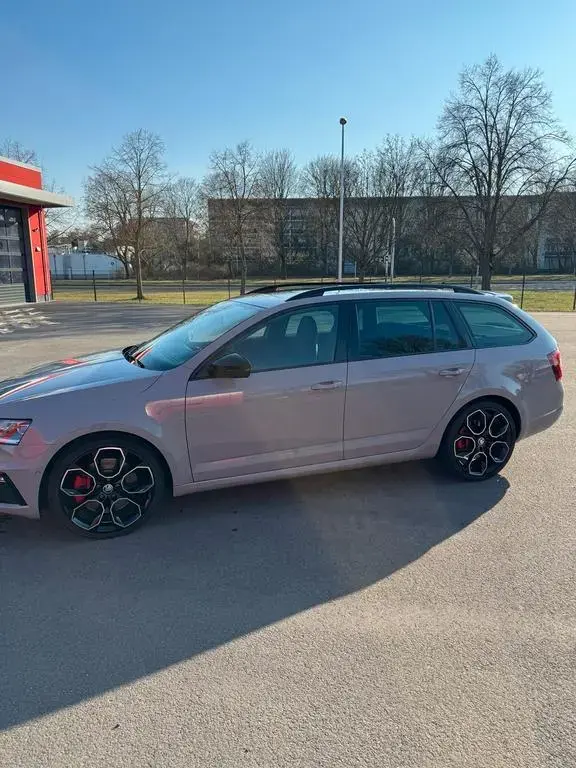 Main__Slider__Photo:Skoda Octavia RS 60 Edition 2.0 TSI DSG 2020 03/2020-1