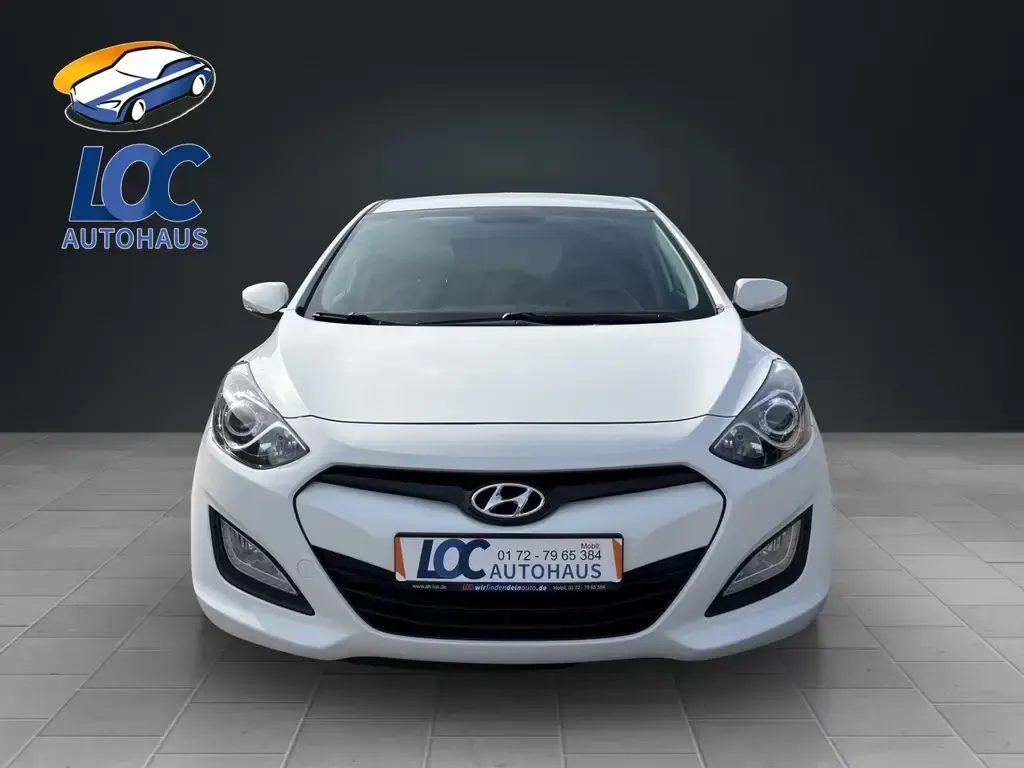 Main__Slider__Photo:Hyundai i30 FIFA World Cup Edition, Kamera, Alu, 11/2014-1