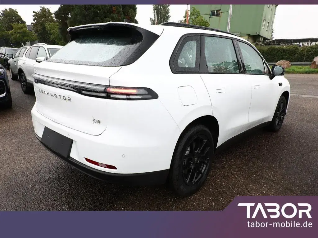 Main__Slider__Photo:Leapmotor C10 BEV 81,9kWh Design ProMax AWD Pano UVP-16%* 04/2026-1