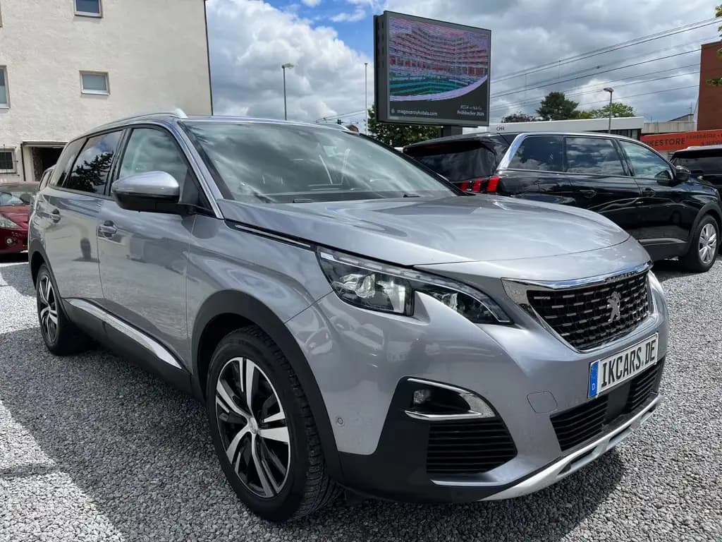 Main__Slider__Photo:Peugeot 5008 Allure PANORAMADACH/Kam180°/7Sitze/ZR-neu! 07/2019-0