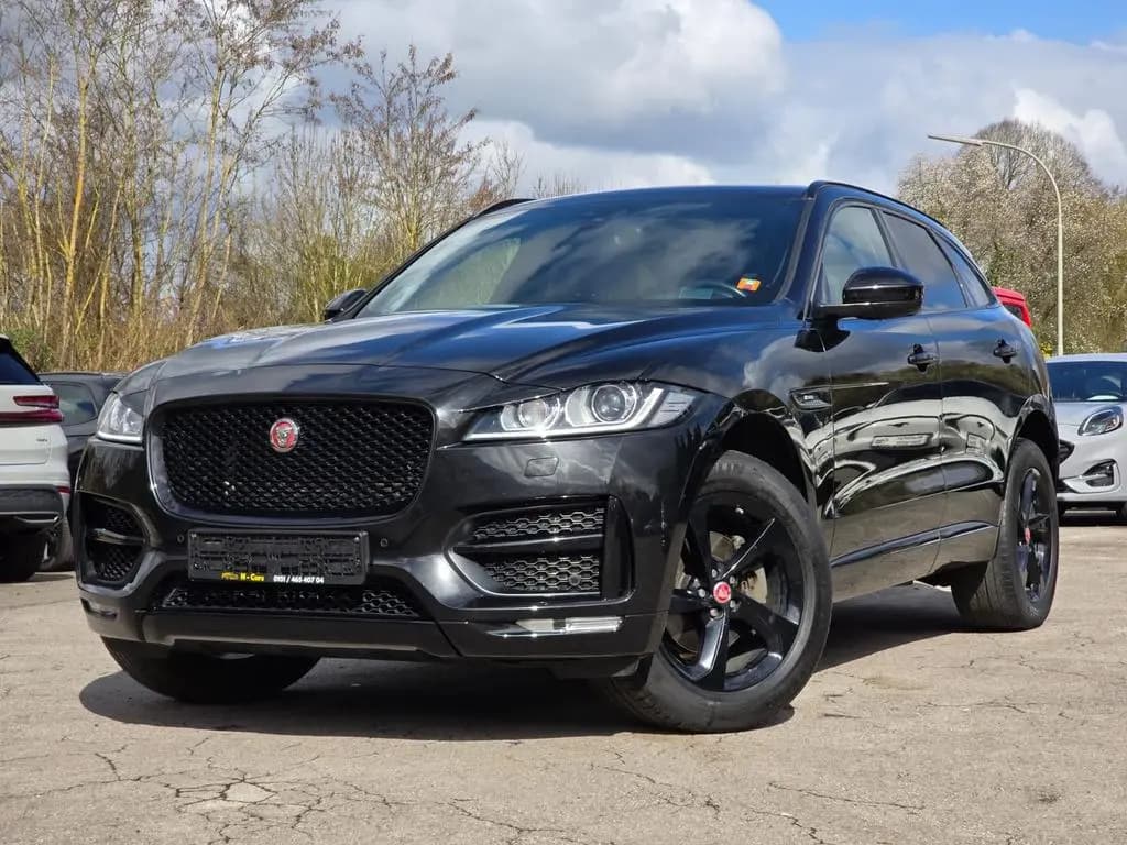 Main__Slider__Photo:Jaguar F-Pace R-Sport AWD *Vollleder* 08/2019-0