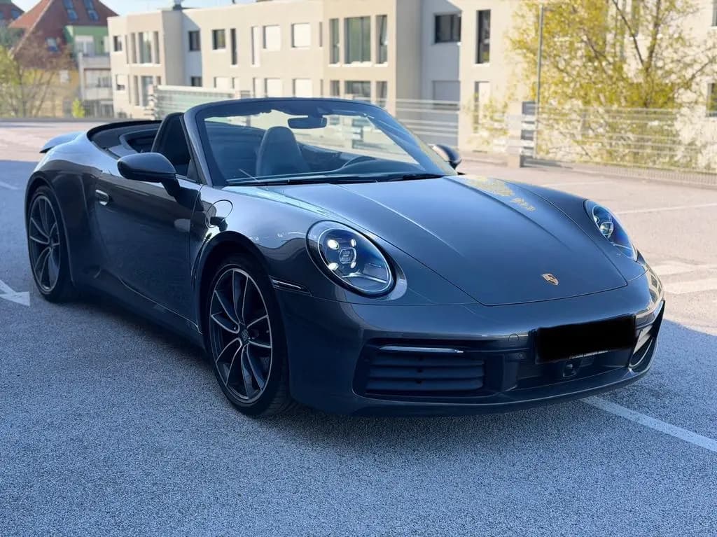 Main__Slider__Photo:Porsche 992 Carrera Cabriolet Carrera 09/2022-0