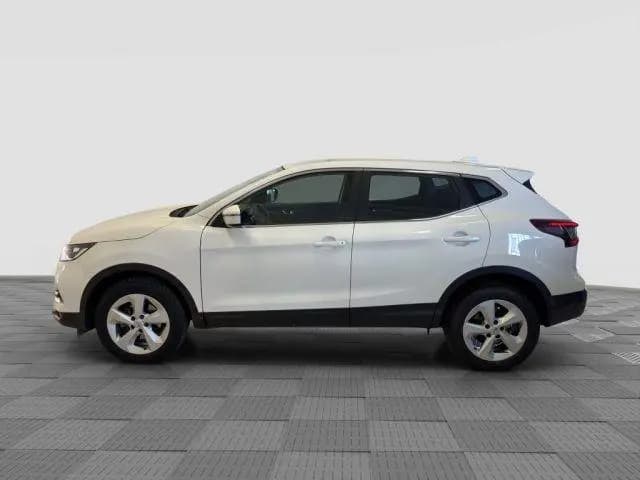 Main__Slider__Photo:Nissan Qashqai Qashqai Qashqai 1.3 DIG-T 140 CV Business 05/2021-0