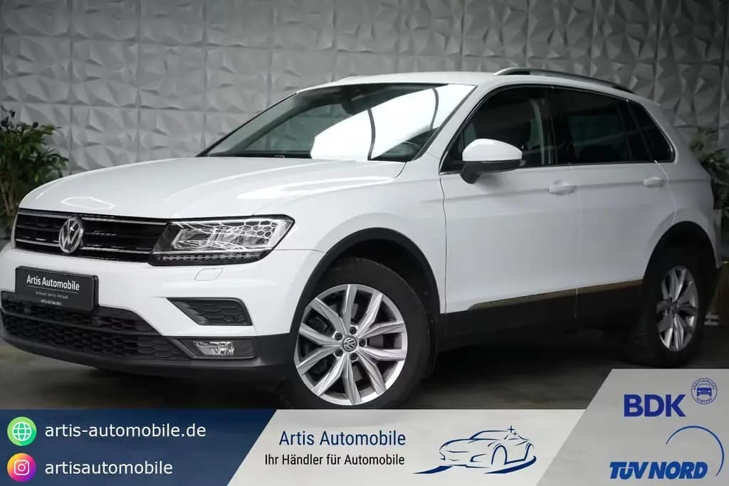Main__Slider__Photo:Volkswagen Tiguan CARPLAY-NAVI*4-MOTION*STANDHEIZUNG 09/2020-0