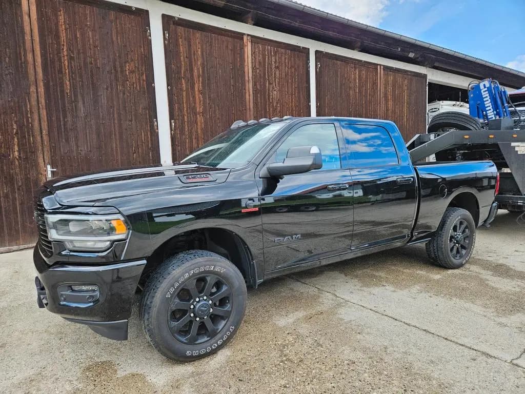 Main__Slider__Photo:Dodge RAM 3500 12 tonnen Zuggesamtgewicht 05/2019-0