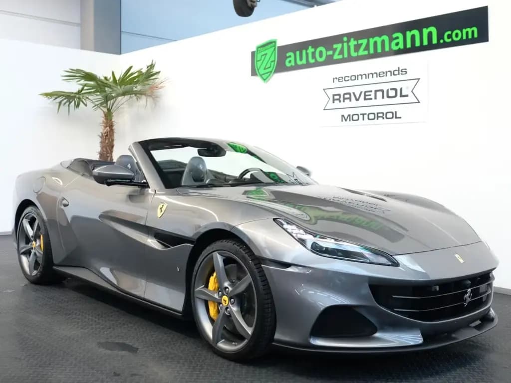 Main__Slider__Photo:Ferrari Portofino M/CARBON/ADAS/JBL/BELÜFTUNG/360CAMERA 06/2022-0