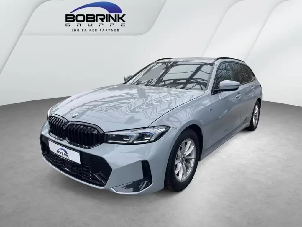 Main__Slider__Photo:BMW 320 d Touring M Sport Stop&Go adap. LED Parkass. 03/2023-0