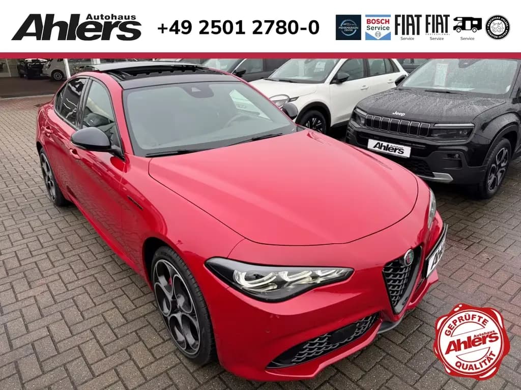 Main__Slider__Photo:Alfa Romeo Giulia Competizione+SCHIEBEDACH+HARMAN+LEDER+BRE 07/2023-0