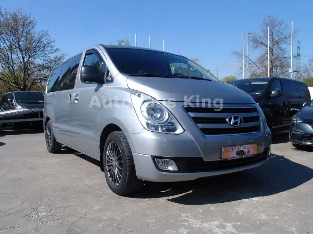 Main__Slider__Photo:Hyundai H-1 H1 Travel Premium -AUT/Leder/8Sit 11/2017-0