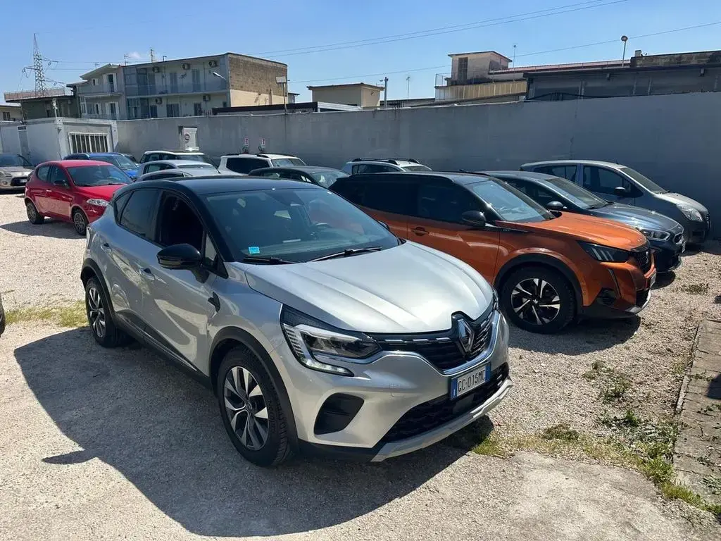 Main__Slider__Photo:Renault Captur 1.5 dCi 115 CV Intens Km 94.000 01/2021-1
