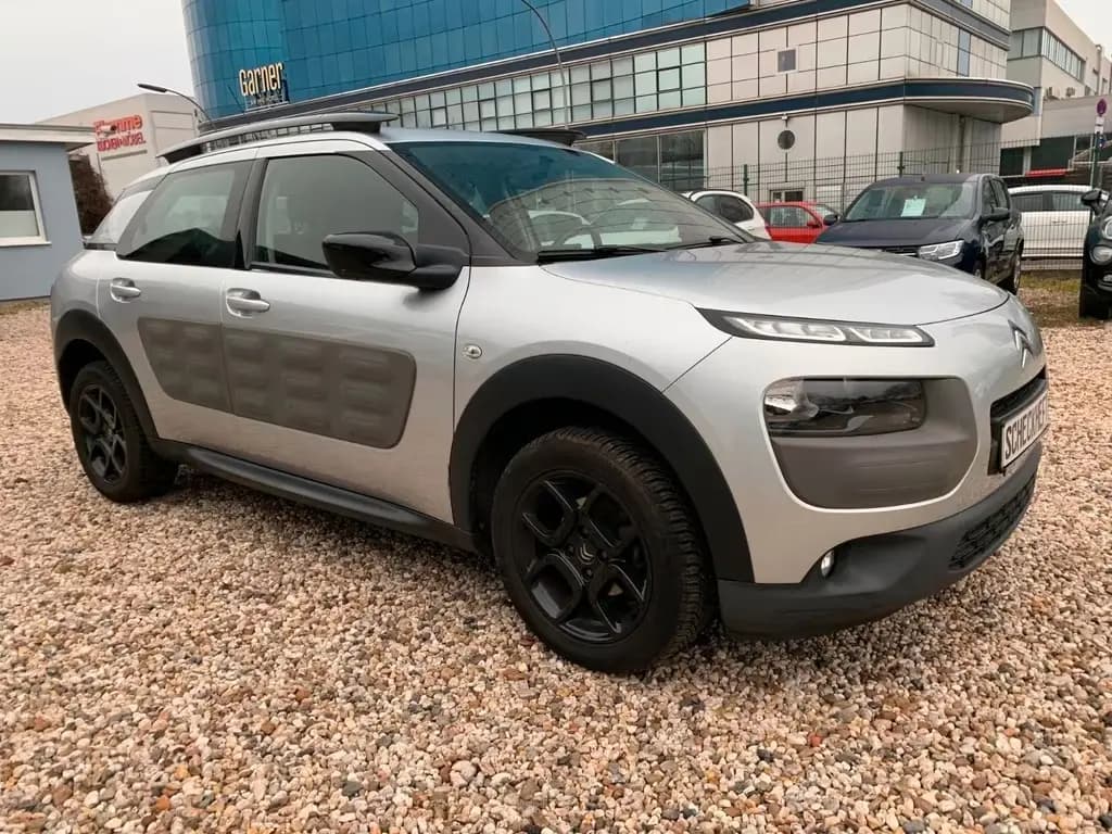 Main__Slider__Photo:Citroën C4 Cactus Feel Edition *Scheckheft *Navi *Kamera 09/2015-0