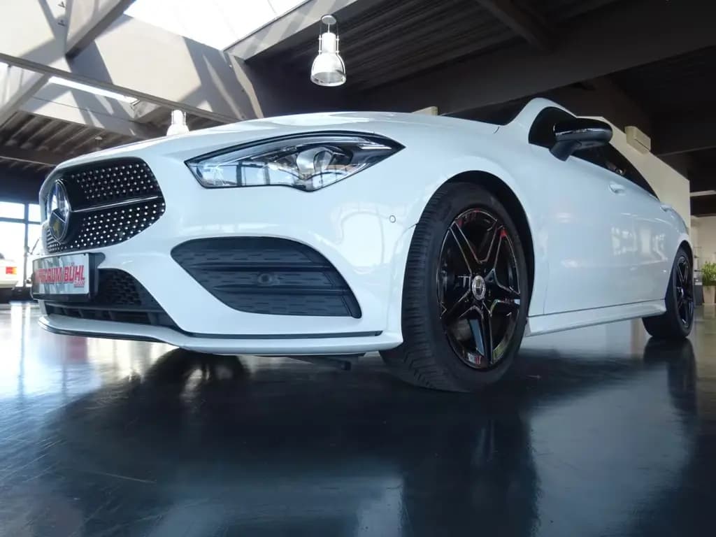 Main__Slider__Photo:Mercedes-Benz CLA 200 Shooting Brake CLA 200 SB AMG line/ Autom./Navi/LED/Night/Pano 02/2020-0