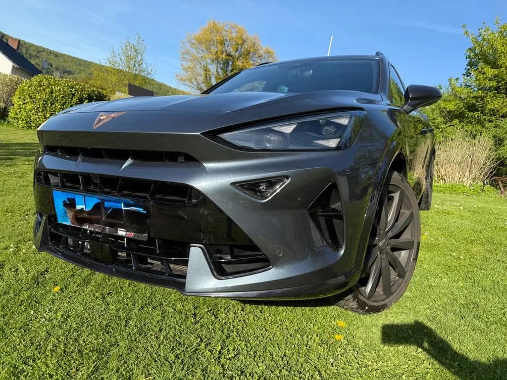 Main__Slider__Photo:Cupra Formentor CUPRA Formentor VZ 333 DSG 4Drive | alle Extras 08/2025-0