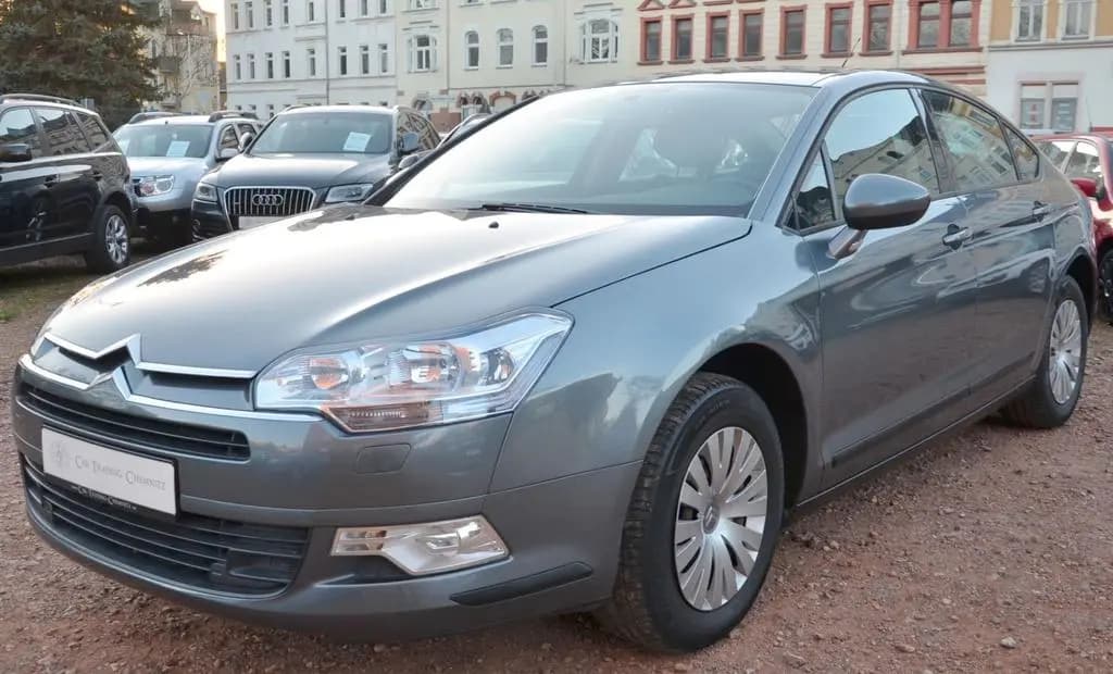 Main__Slider__Photo:Citroën C5 Lim. Style 1.8 Klimaautomatik Tüv neu 09/2010-0