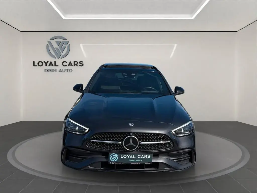 Main__Slider__Photo:Mercedes-Benz C-Class T d*AMG*PANO*DigLicht*360*AHK*Dist+*Memory 01/2023-1