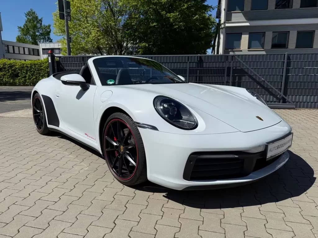 Main__Slider__Photo:Porsche 992 Carrera S Cabriolet 2.Hd·dt.Fzg·20tkm·Klappe 04/2020-0