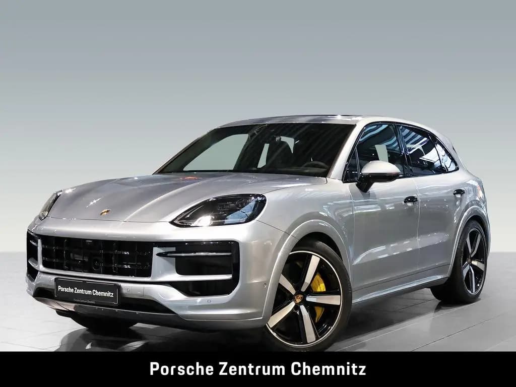 Main__Slider__Photo:Porsche Cayenne GTS PCCB;18-Wege;Standhzg.;InnoDrive 09/2025-0