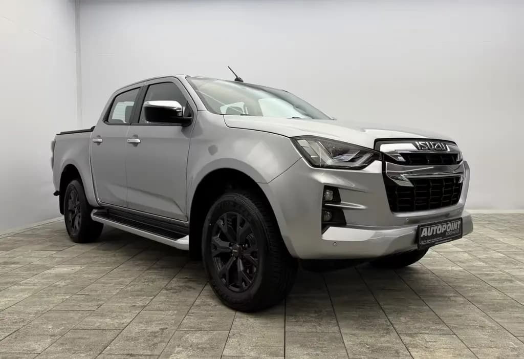 Main__Slider__Photo:Isuzu D-Max 4x4 °Rollo°AHK°SHZ°PDC°RFK°Garantie° 05/2022-0