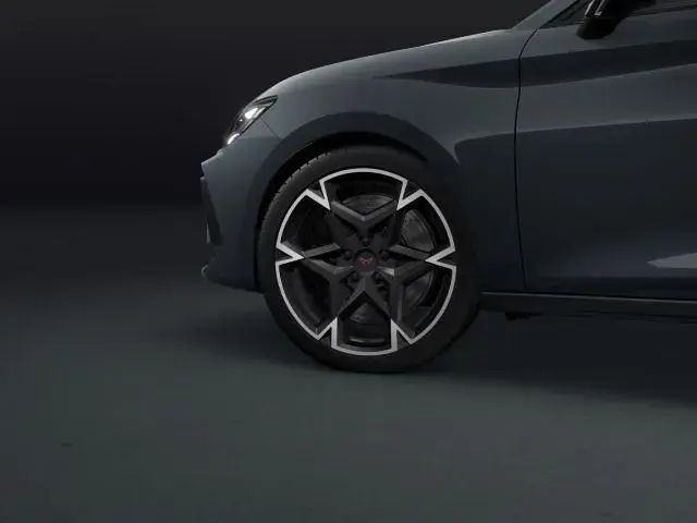 Main__Slider__Photo:Cupra Leon Sportstourer 2.0 TSI DSG 245 kW 4Drive VZ M null-1